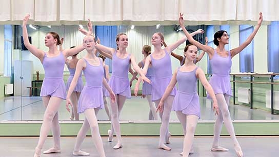 Intermediate Masterclass Klassiek Ballet (RAD) (21-)